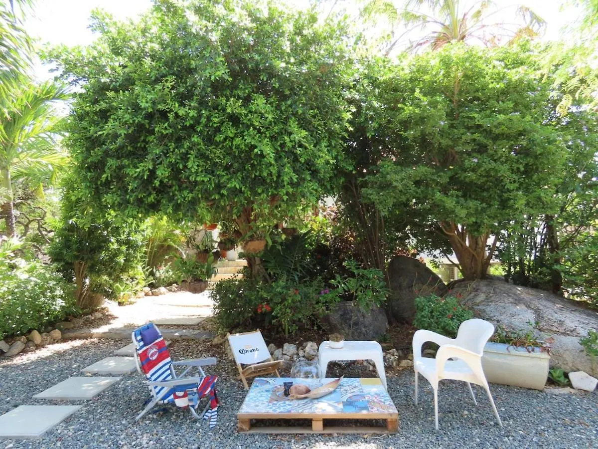 Chata Naima Luxury Home, Cottage & Apartment Rentals Paradera